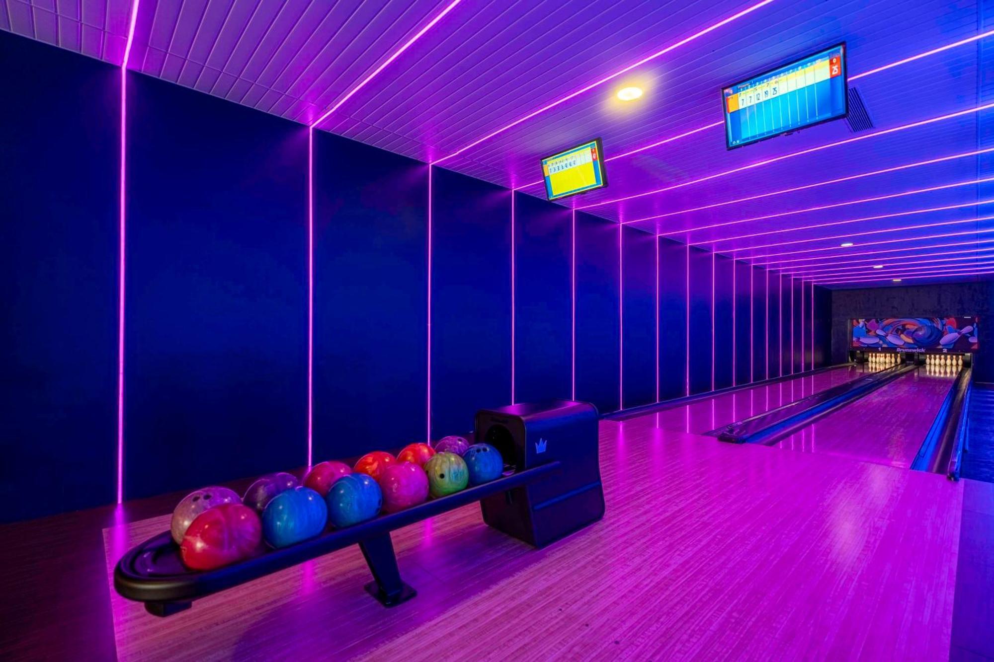 Radisson Blu Plaza Resort & Convention Centre Karjat Dış mekan fotoğraf Bowling at the 2016 Olympics