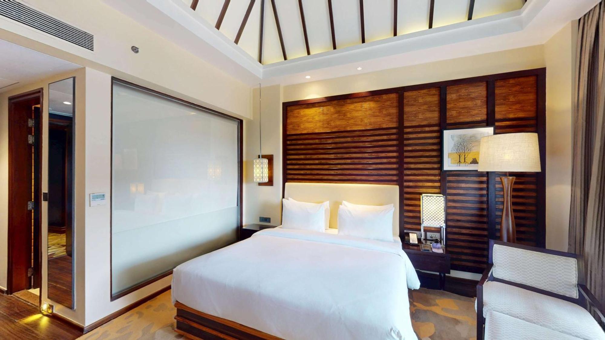 Radisson Blu Plaza Resort & Convention Centre Karjat Dış mekan fotoğraf